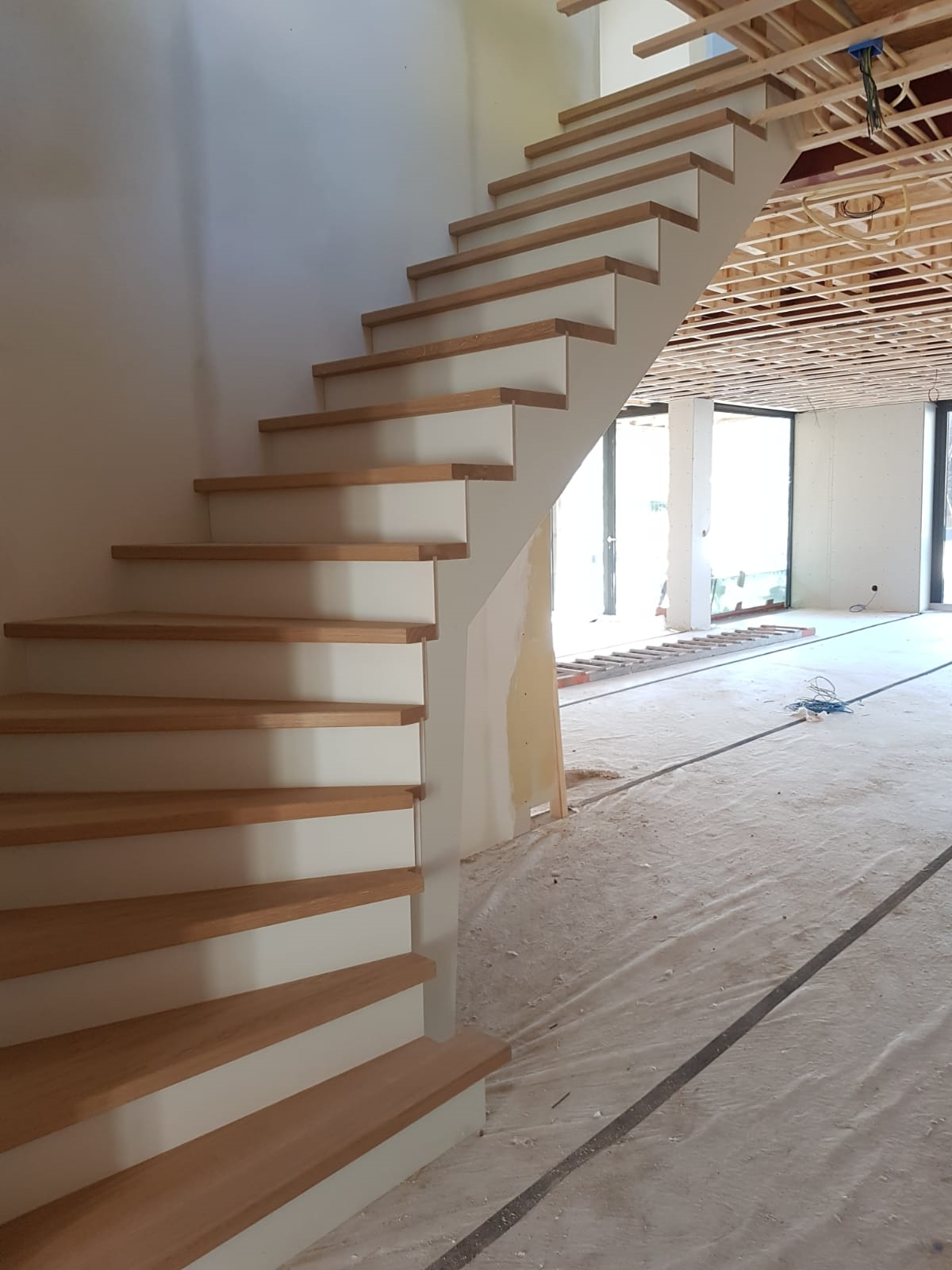 Nieuwe trappen - Foto 1