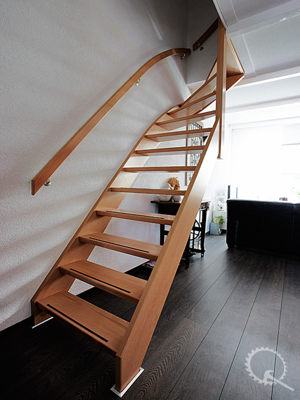Verwarren vergeven De slaapkamer schoonmaken Soorten houten trappen - Type trappen - Open trap | De Kruijf Trappen